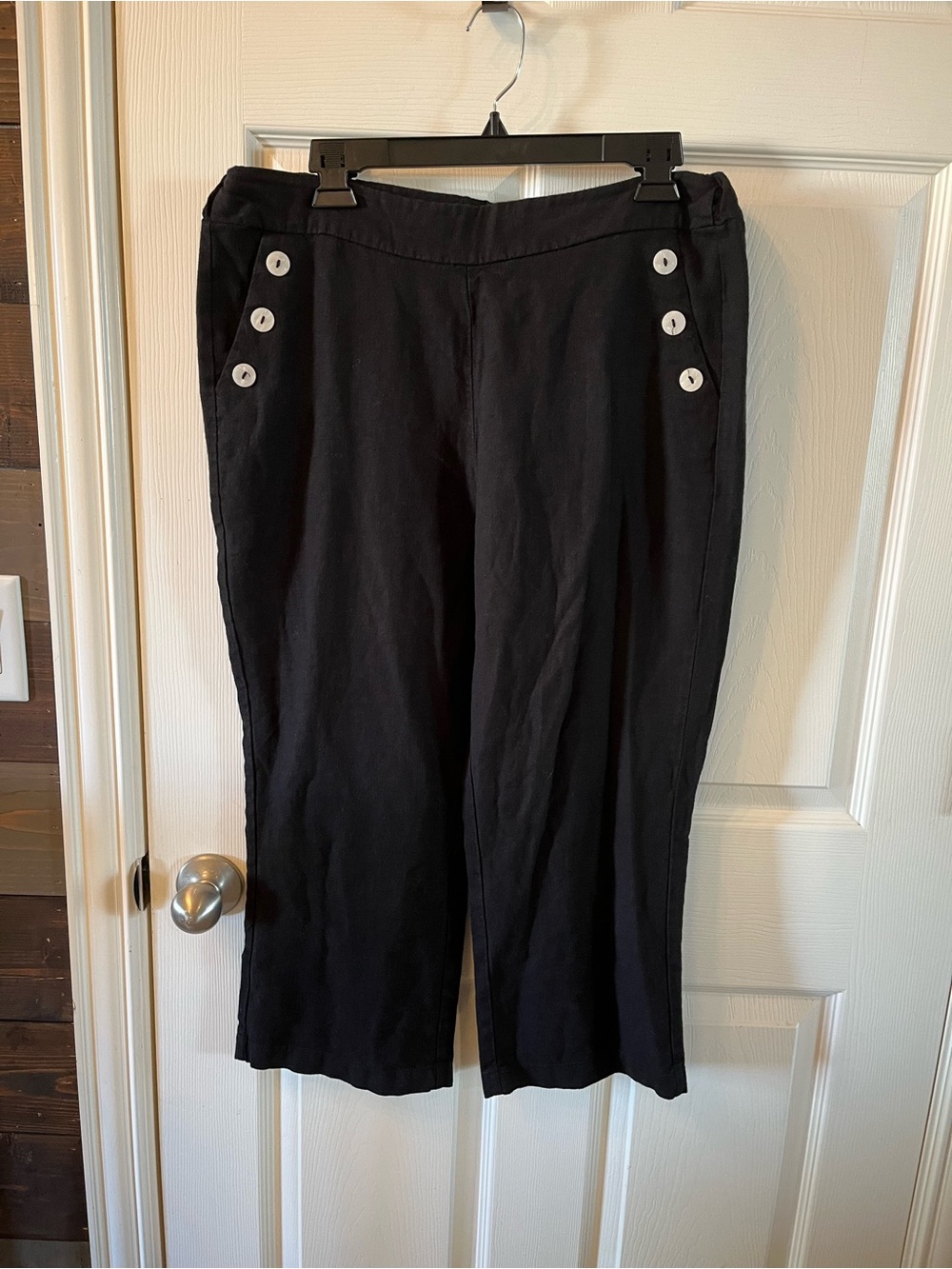 Joie Women’s Black Linen blend Cropped Wide-Leg Pants with Button Detail, Med